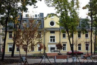 Стоматологическая поликлиника №10 в Огородном переулке 